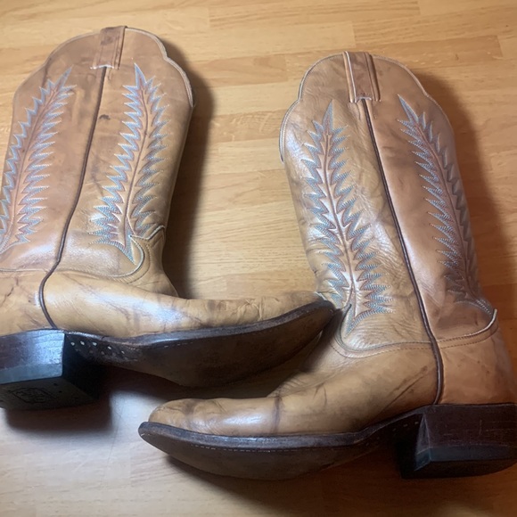 Tony Lama Western Boots Size 9 EE Vintage Broken In - Lots of Life Left!